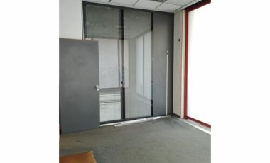 Importante Local comercial ubicado Av. Alem al 600 en Microcentro