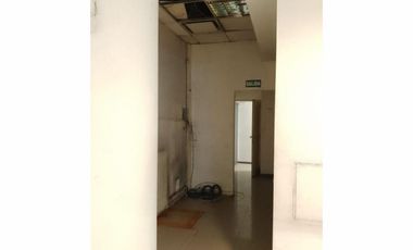 Importante Local comercial ubicado Av. Alem al 600 en Microcentro