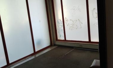 Importante Local comercial ubicado Av. Alem al 600 en Microcentro