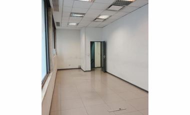 Importante Local comercial ubicado Av. Alem al 600 en Microcentro