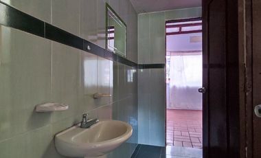 casa en arriendo en la riviera. Cod A29409