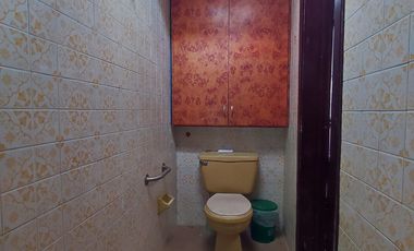 casa en arriendo en la riviera. Cod A29409