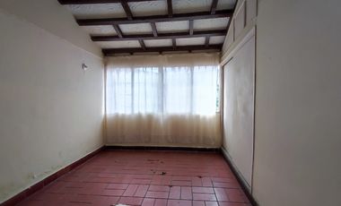 casa en arriendo en la riviera. Cod A29409