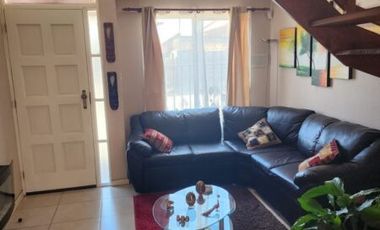 Vendo casa Flores de Pucará