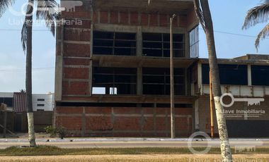 Edificio en Venta, Col. Centro, Coatzacoalcos, Ver.