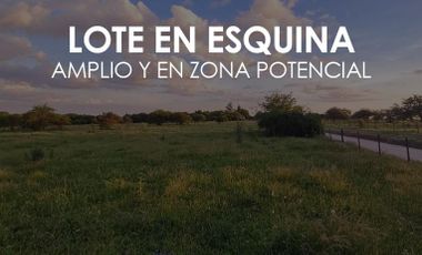 Lote en esquina en el ejido San Jose