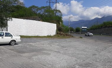 TERRENO BARDEADO SOBRE CARRETERA NACIONAL - LOS CRISTALES