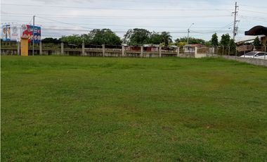 LOTE FRENTE A LA INTERAMERICANA PENONOME