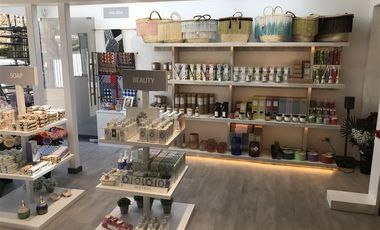 Local Comercial en Venta en Luis Pasteur / Los Gomeros