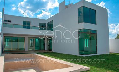 Casa en venta de 4 habitaciones con piscina grande en San Diego Cutz Conkal