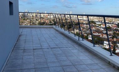 ESPECTACULAR PENTHOUSE EN BANFIELD.