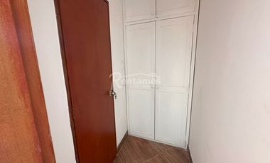 apartamento en arriendo en florida nueva. Cod A11576