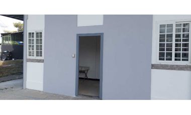 ALQUILO LOCAL EN PARQUE LEFEVRE