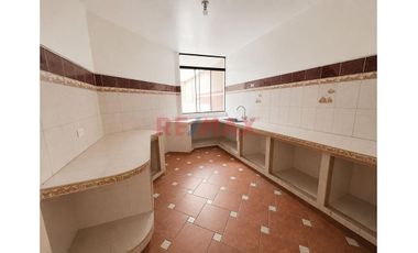 Venta Casa Urb. Manuel Arevalo La Esperanza