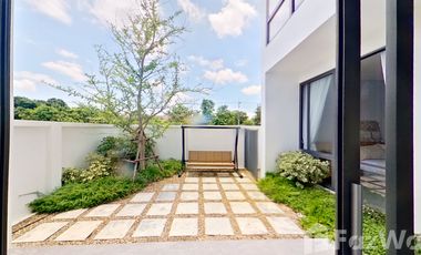 4 Bedroom House for sale at World Club Land