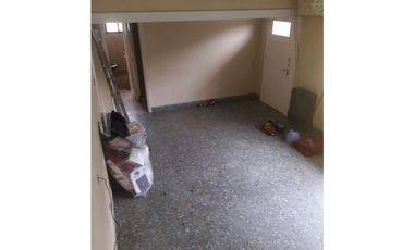 chalet a la venta 4 dormitorios + dependencia de servicio Punta Mogotes