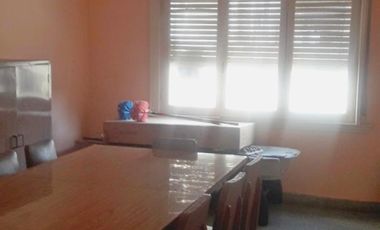 Local de 300 m2 con vivienda en planta alta