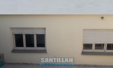 Local de 300 m2 con vivienda en planta alta