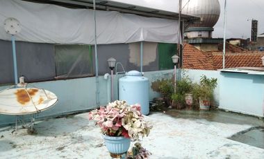 Rumah Dalam Gang Sukajadi Bandung | IWANSETIAWAN
