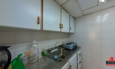 oficina en arriendo/venta en la candelaria. Cod A5214