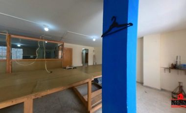 oficina en arriendo/venta en la candelaria. Cod A5214