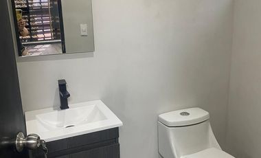 OFICINAS EN RENTA EN AVE. REVOLUCION / ZONA SUR