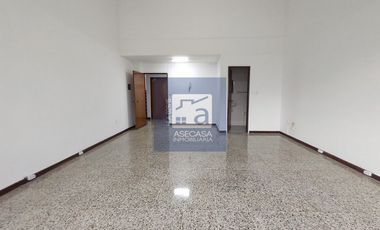 COD. 5261 - SE ARRIENDA OFICINA - BARRIO: CENTRO