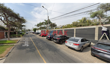 Gran Terreno Estratégico En  Venta – Surco