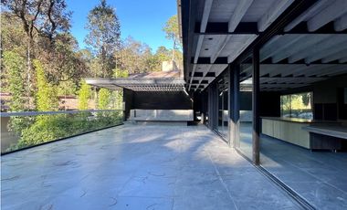 CASA EN VENTA Y RENTA / EN CONDOMINIO / CON ALBERCA / CON JACUZZI