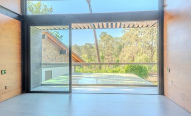 CASA EN VENTA Y RENTA / EN CONDOMINIO / CON ALBERCA / CON JACUZZI