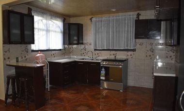 Tepotzotlan  Casa en VENTA con 3 departamentos y 3 locales