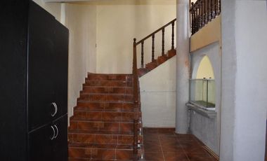 Tepotzotlan  Casa en VENTA con 3 departamentos y 3 locales