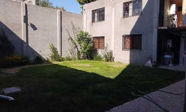 Tepotzotlan  Casa en VENTA con 3 departamentos y 3 locales