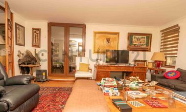 Casa Mediterránea Avda Plaza en condominio