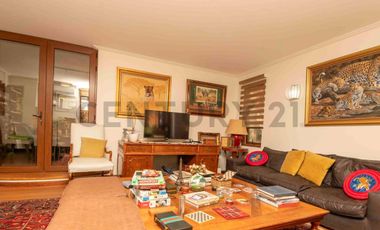 Casa Mediterránea Avda Plaza en condominio