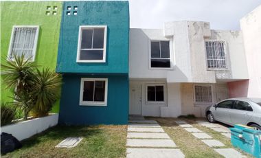 Se vende casa en fraccionamiento San Fernando, Mineral de la Reforma