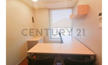 ARRIENDO OFICINA VITACURA-AMPLIA PLANTA CON VISTAS