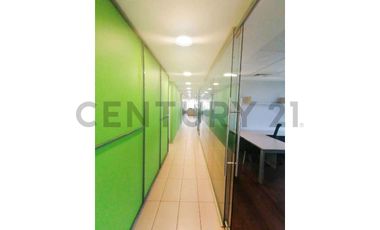 ARRIENDO OFICINA VITACURA-AMPLIA PLANTA CON VISTAS