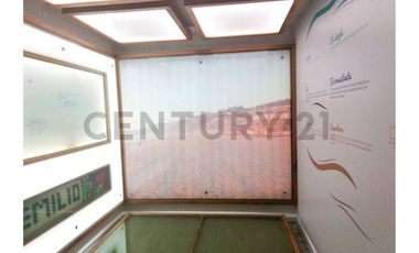 ARRIENDO OFICINA VITACURA-AMPLIA PLANTA CON VISTAS