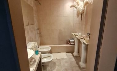 Casa PH en venta en Lomas de Zamora Este