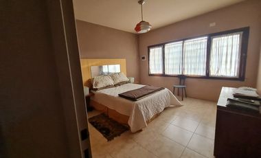 Casa PH en venta en Lomas de Zamora Este