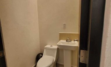 VENTA DE CASA EN EXCLUSIVO RESIDENCIAL CON ALBERCA EN YAUTEPEC, MORELOS