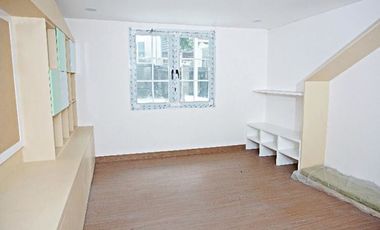 Dijual/ Disewakan Rumah Mewah Nyaman Di Vassa Lake Lippo Cikarang.