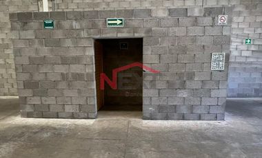 SE RENTA BODEGA SOBRE CARRETERA A KINO EN HERMOSILLO SONORA