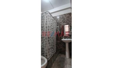 En Venta!! Casa De 3 Pisos En Avenida 2 De Mayo - Moyobamba.