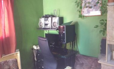 Dos Casas y Dos Locales Comerciales en buena zona comercial de Burzaco