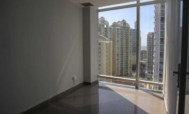 Se alquila Exclusiva oficina en Costa del Este de 60 mts $715