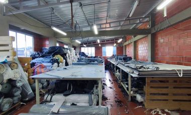 edificio en venta en zona industrial. Cod V28070