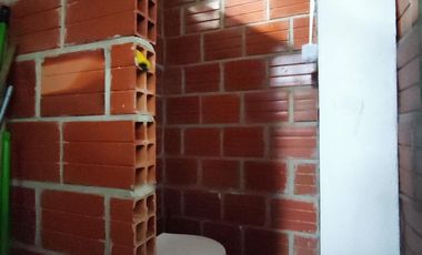 edificio en venta en zona industrial. Cod V28070