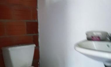 edificio en venta en zona industrial. Cod V28070